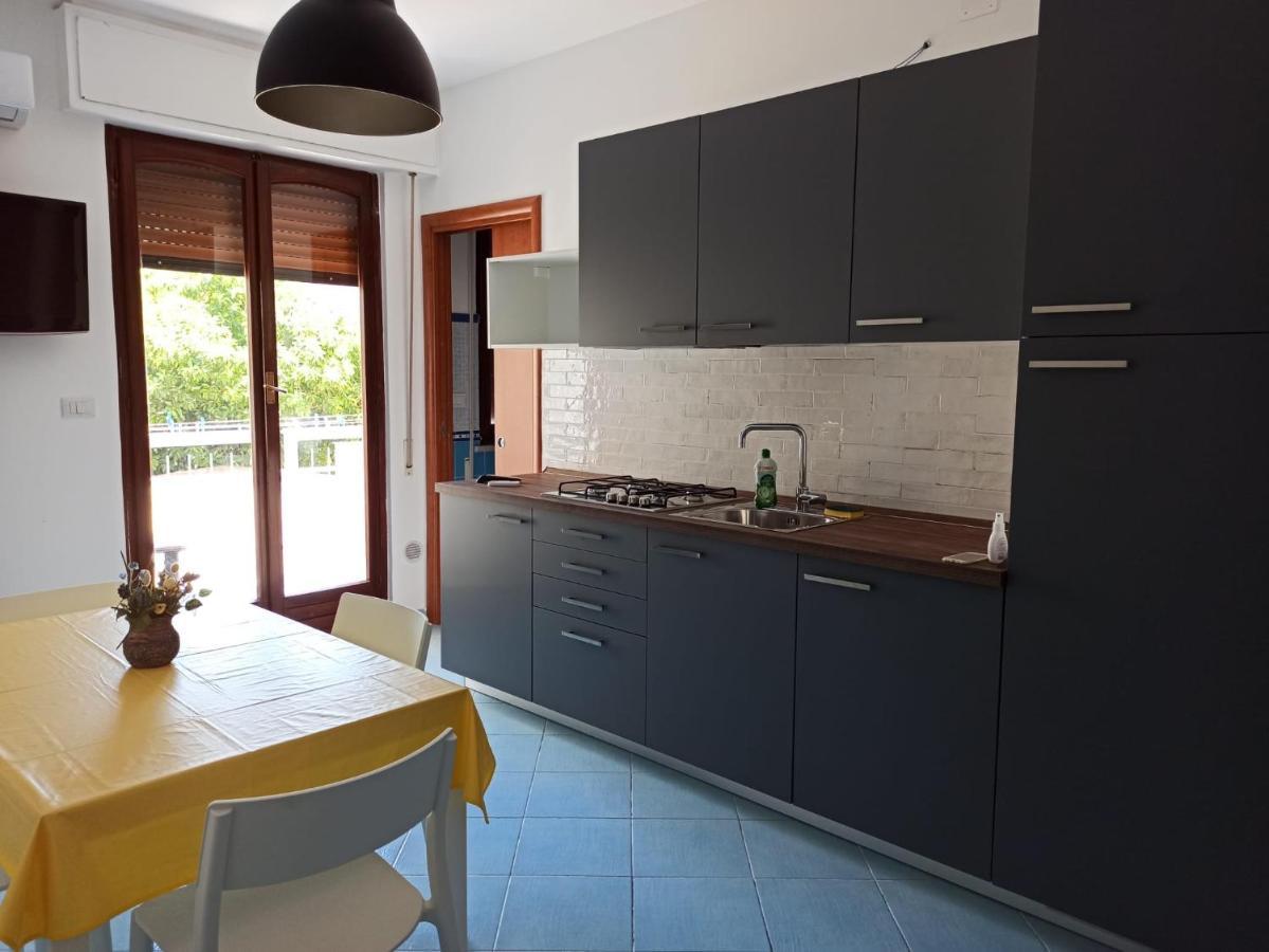 Mondello Valdesi Apartment Palermo Exterior foto